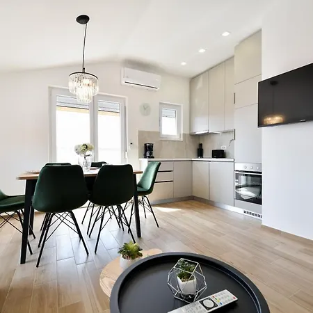 Modern 